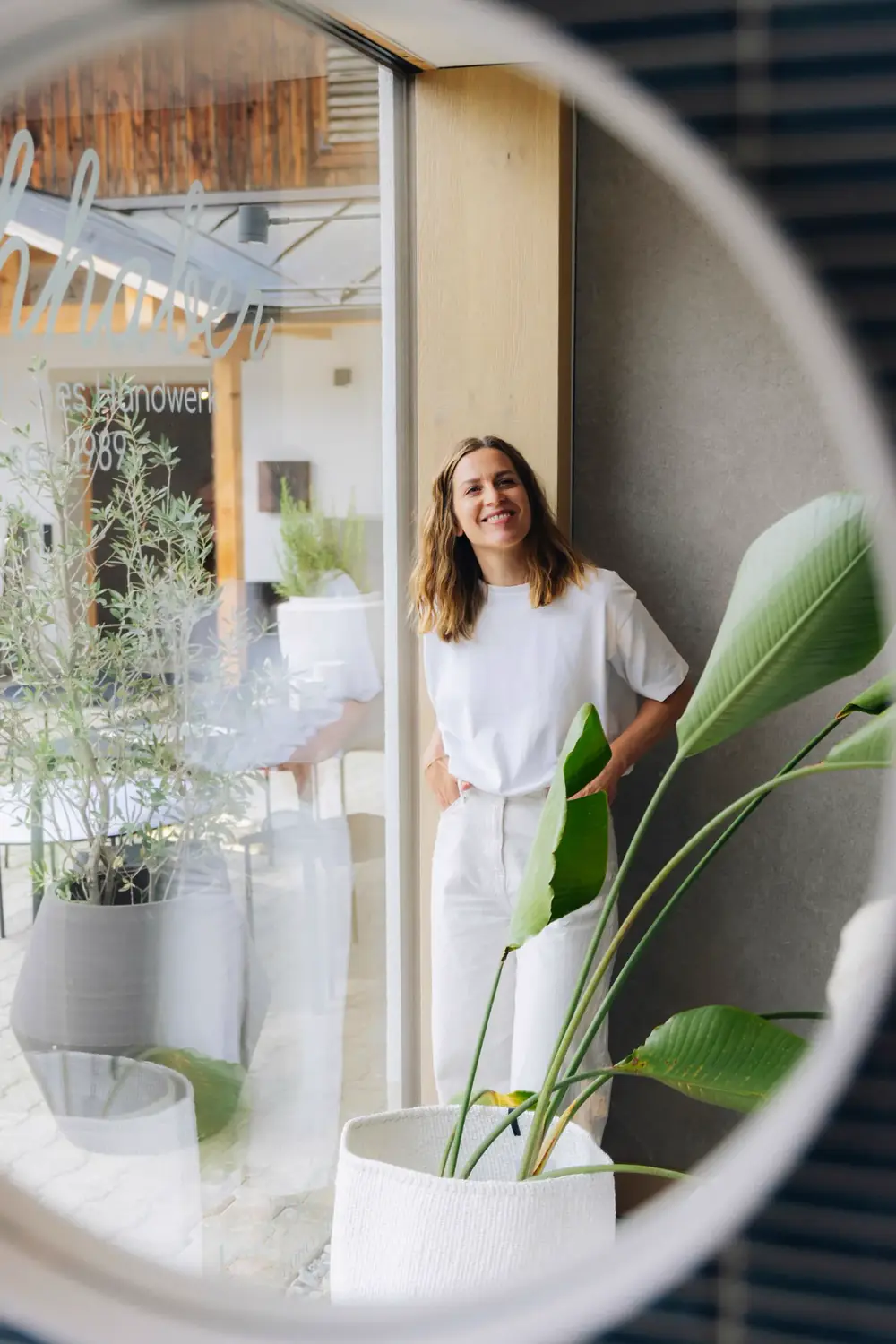 Katharina Fischhaber im Showroom